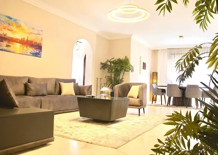 Luxe Appartment With Private Gym In Central Cairo